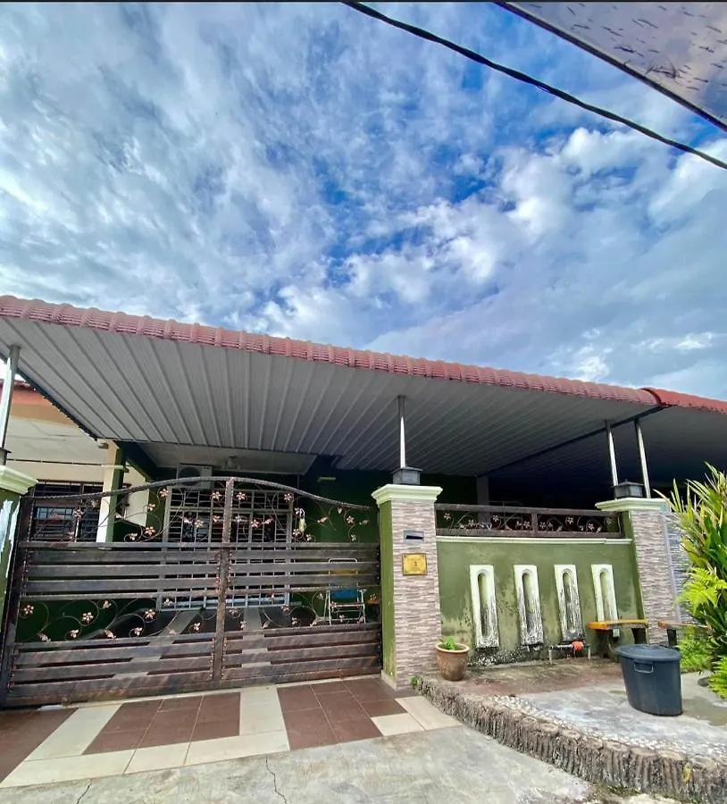 Idaman Sinar Homestay Nibung Tebal