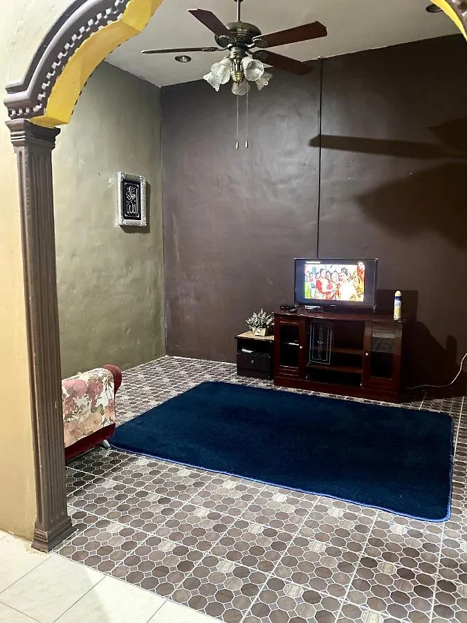 Idaman Sinar Homestay Nibung Tebal 0*,  Malaysia
